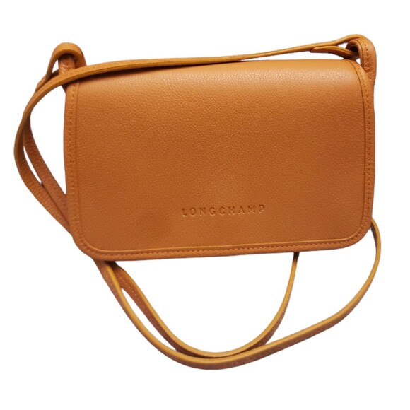 Longchamp Handbags - NEW Longchamp Le Foulonné Leather Wallet Crossbody Bag Saffron / Mustard Yellow